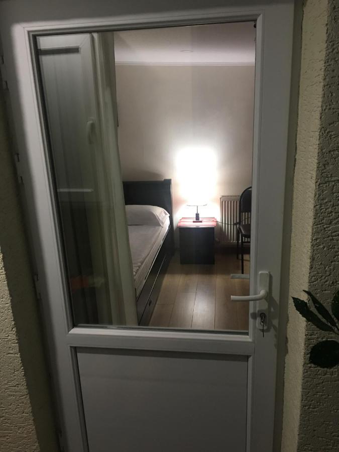 10 Shindisi Street,Tbilisi Lägenhet Exteriör bild