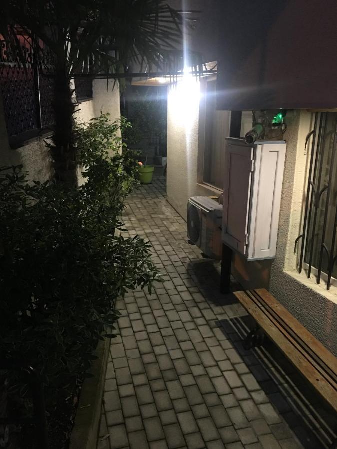 10 Shindisi Street,Tbilisi Lägenhet Exteriör bild