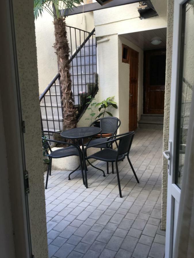 10 Shindisi Street,Tbilisi Lägenhet Exteriör bild